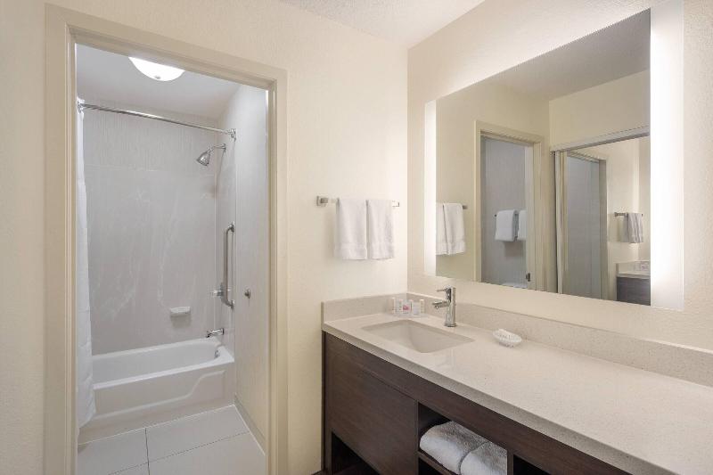 Residence Inn Indianapolis Airport image