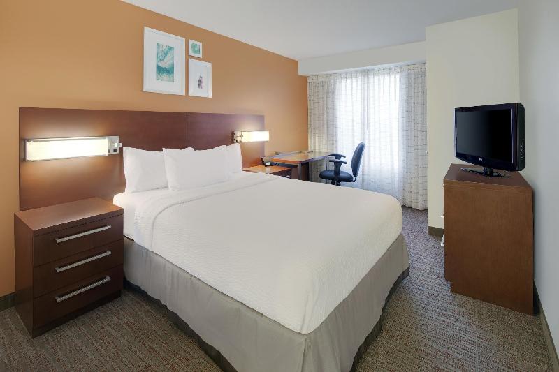 Residence Inn Indianapolis Airport image