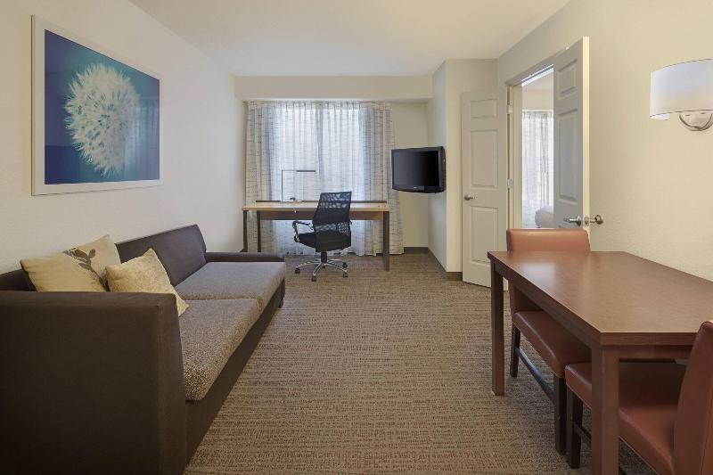 Residence Inn Indianapolis Airport image