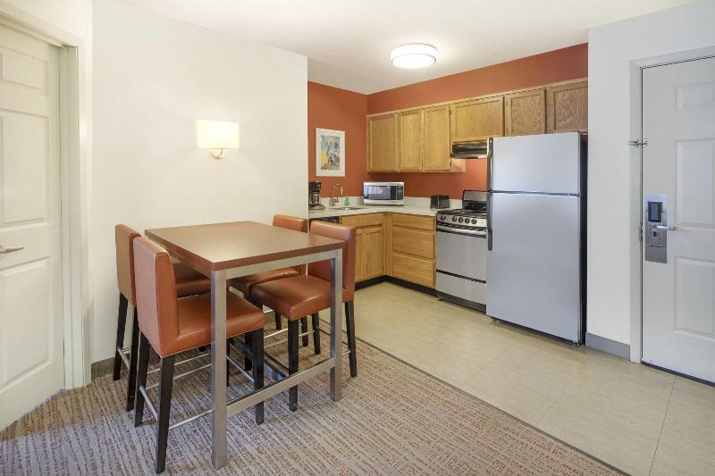 Residence Inn Indianapolis Airport image