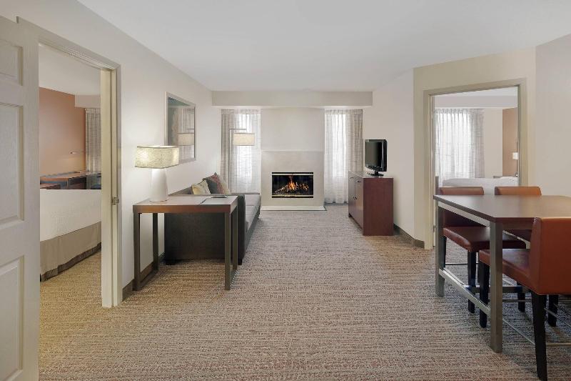 Residence Inn Indianapolis Airport image