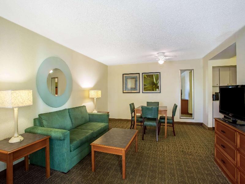 La Quinta Inn Killeen – Fort Hood image