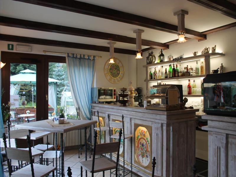 Jolly Residence image