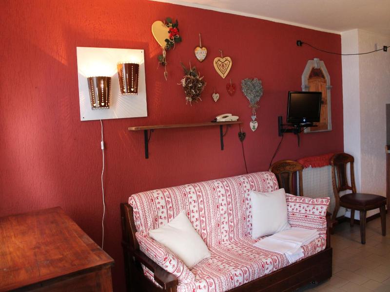 Jolly Residence image