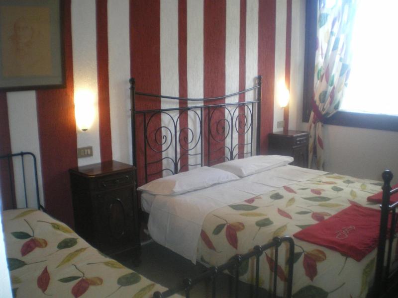 Jolly Residence image
