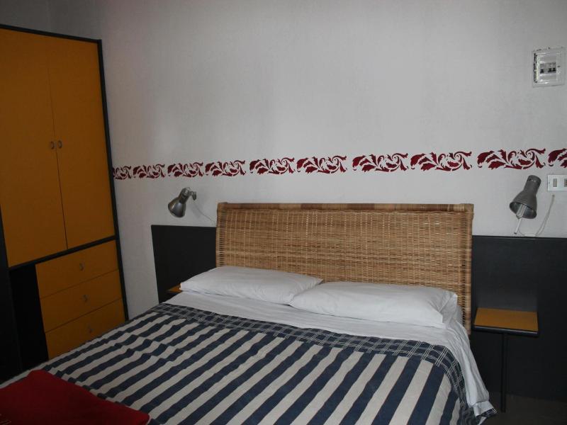 Jolly Residence image