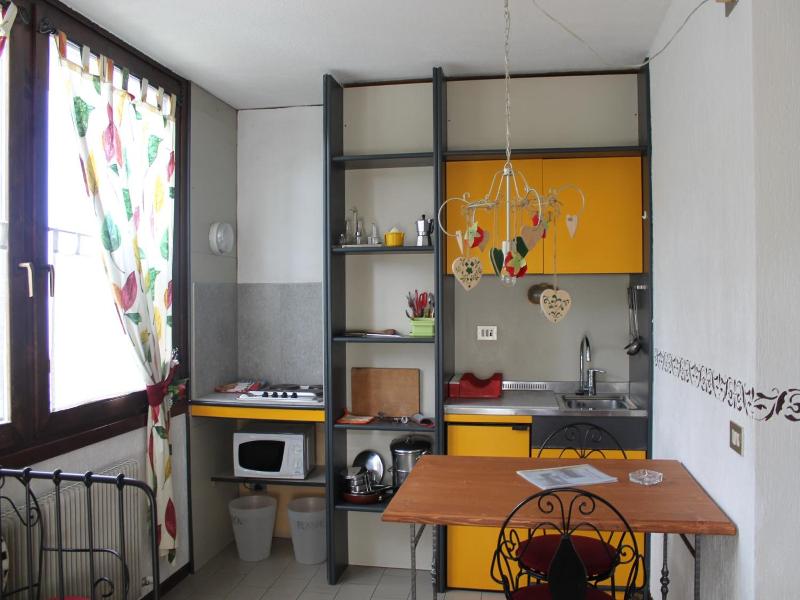Jolly Residence image