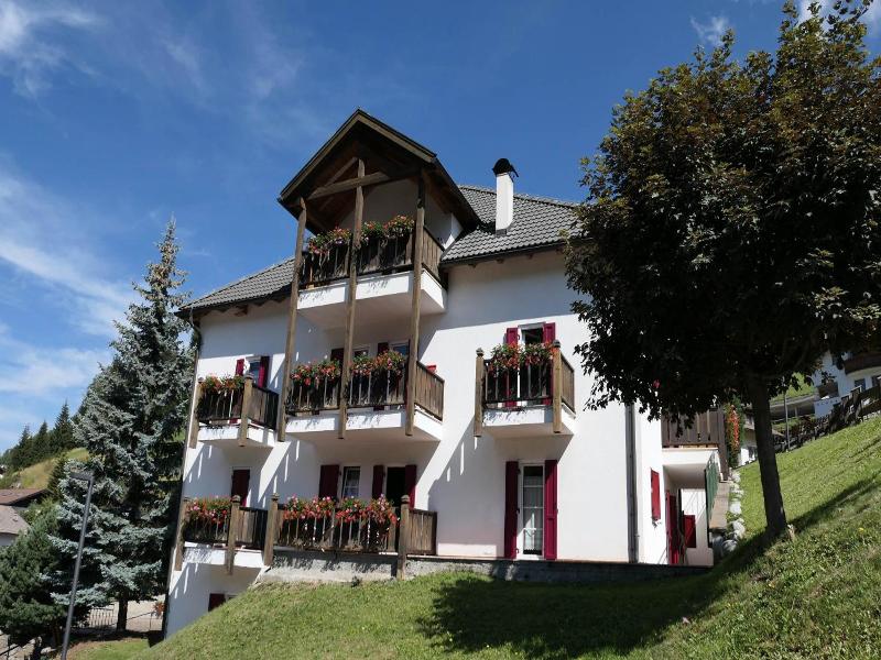 Casa Metz image