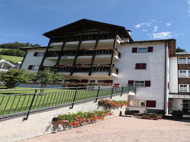 Casa Metz image