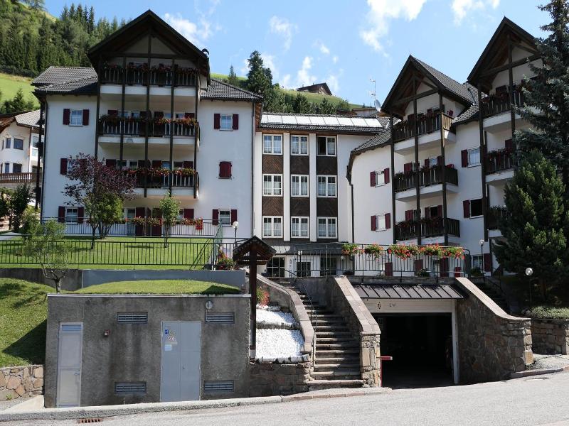 Casa Metz image