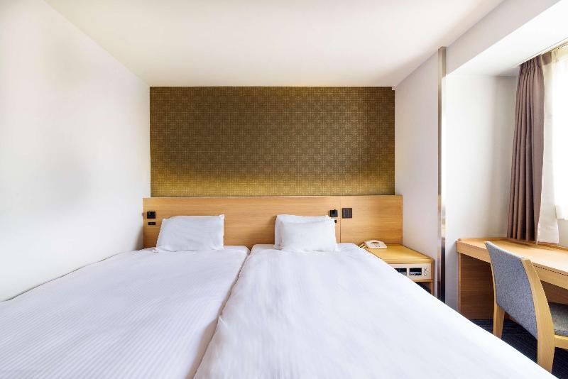 SureStay Plus Hotel by Best Western Shin-Osaka image