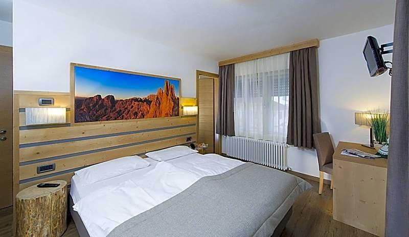 Albergo Aida image