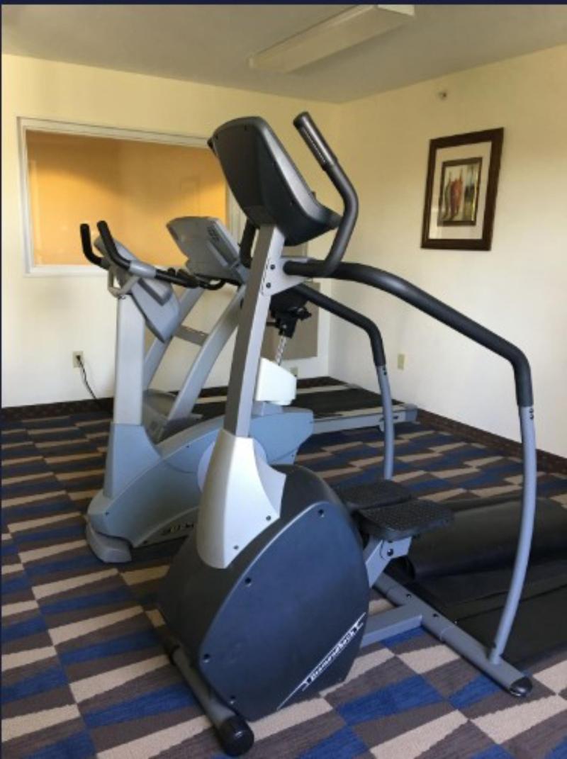 Microtel Inn & Suites By Wyndham Indianapolis Air image