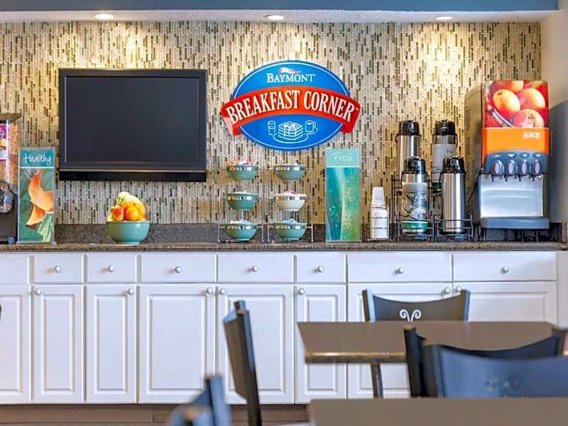 Baymont by Wyndham Wilmington image