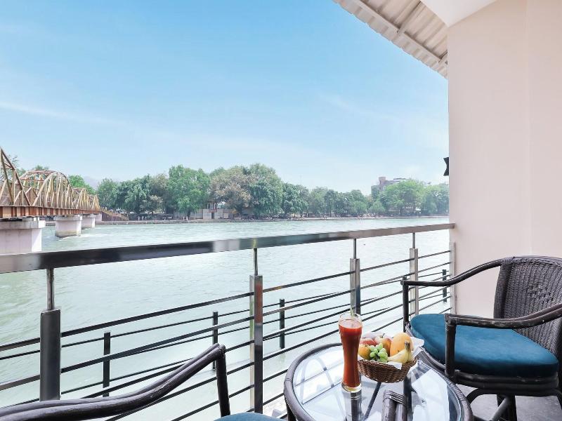 Ganga Sadan image