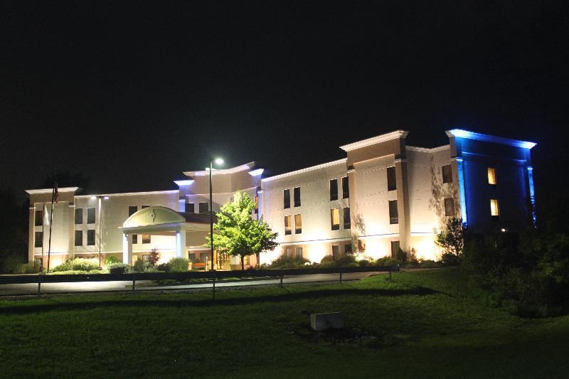 Holiday Inn Express Lewisburg/New Columbia image