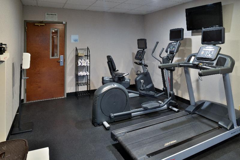 Holiday Inn Express Lewisburg/New Columbia image