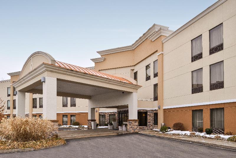 Holiday Inn Express Lewisburg/New Columbia image