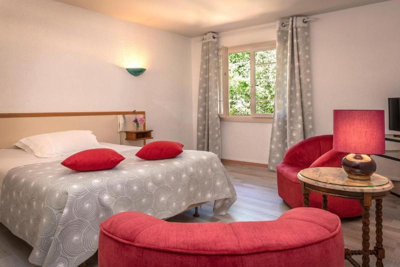 Logis le Mont Aigoual image