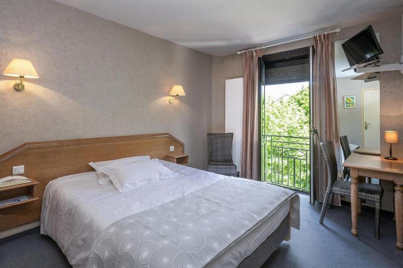 Logis le Mont Aigoual image