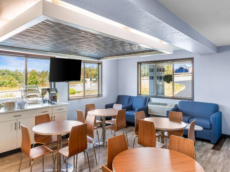 Quality Inn Johnstown PA image