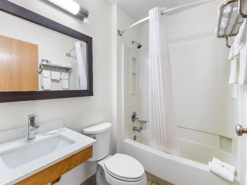 Quality Inn Johnstown PA image