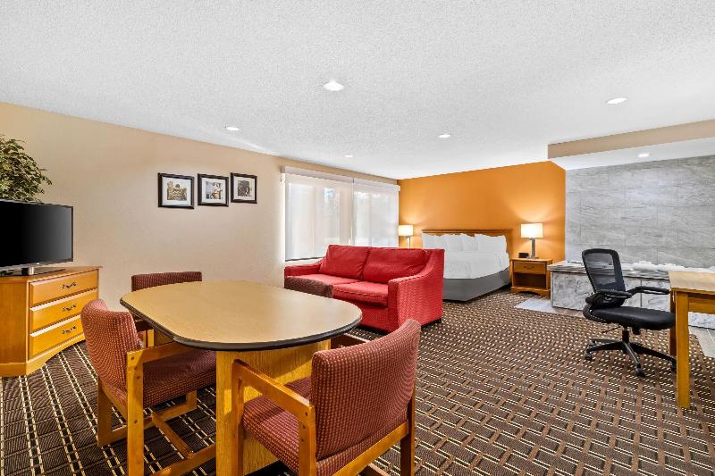 Days Inn by Wyndham Black River Falls image