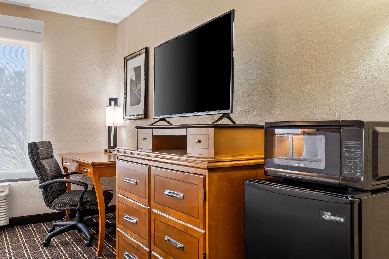 Days Inn by Wyndham Black River Falls image