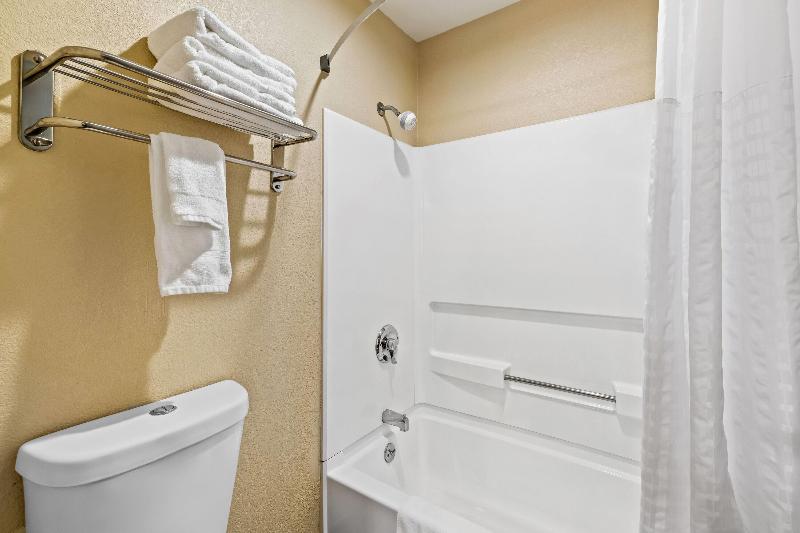 Days Inn by Wyndham Black River Falls image