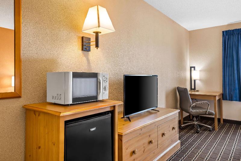 Days Inn by Wyndham Black River Falls image