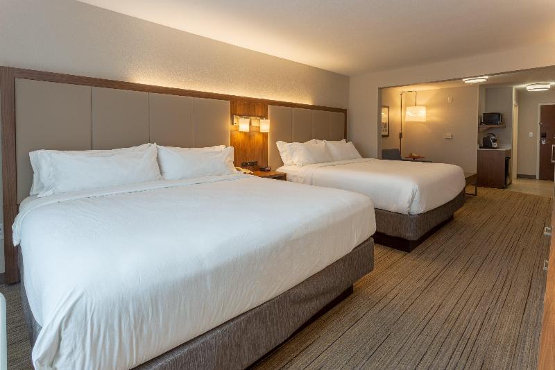Holiday Inn Express Indianapolis - Southeast photo 24