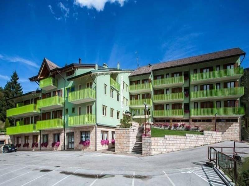 Club Hotel Costaverde image