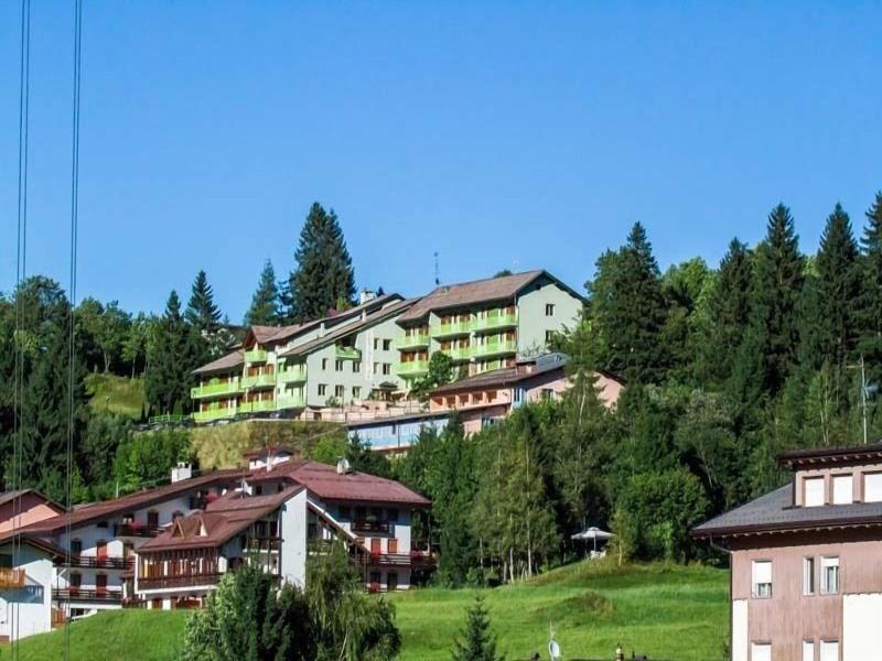 Club Hotel Costaverde image