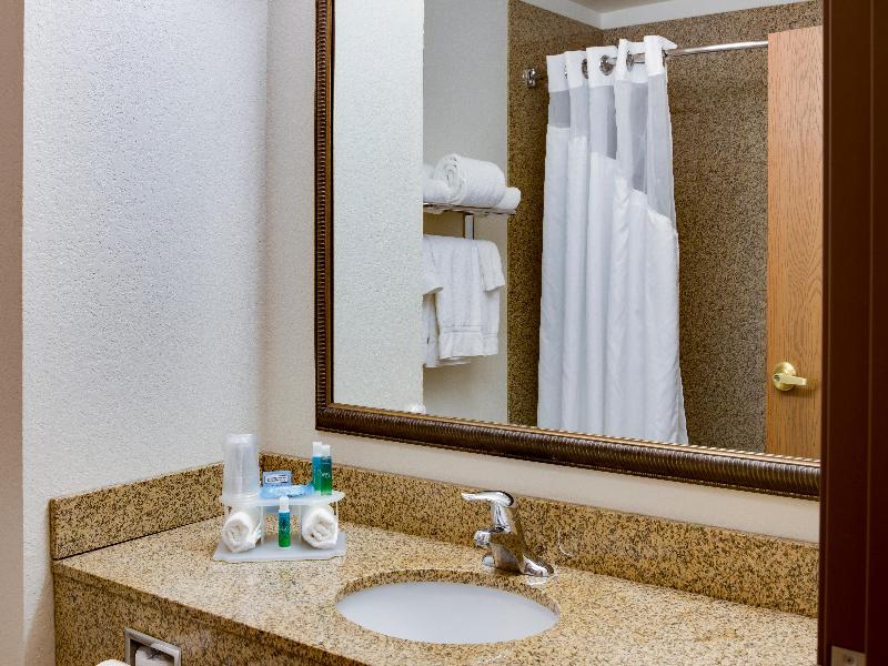 Holiday Inn Express Hotel & Suites Jacksonville image