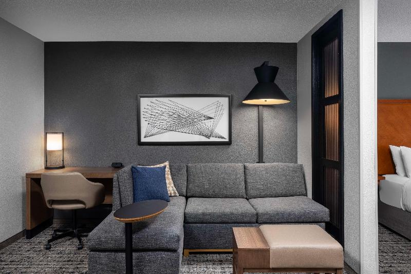 Hyatt Place Indianapolis Airport image