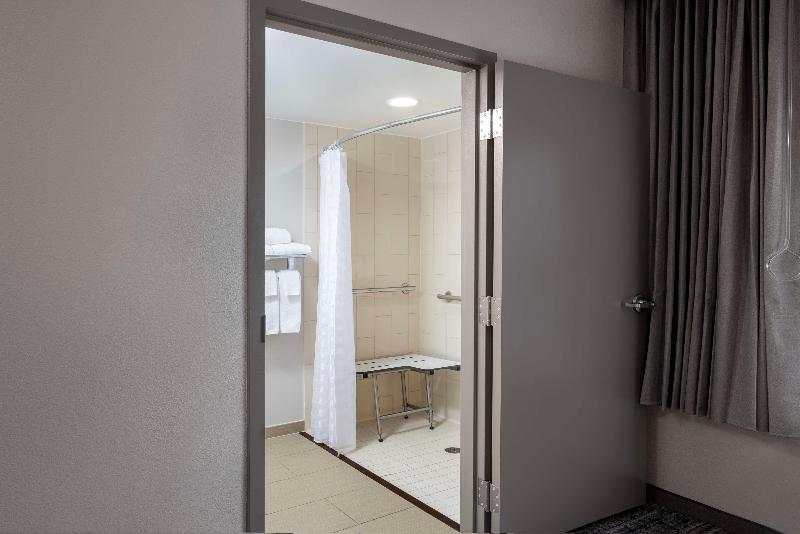 Hyatt Place Indianapolis Airport image