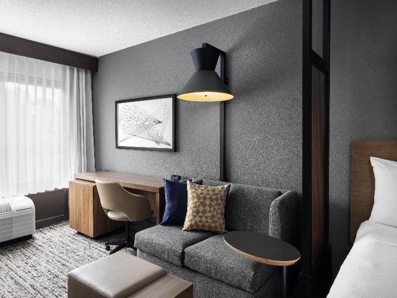 Hyatt Place Indianapolis Airport image