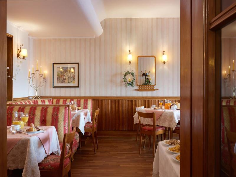 Parkhotel Post image