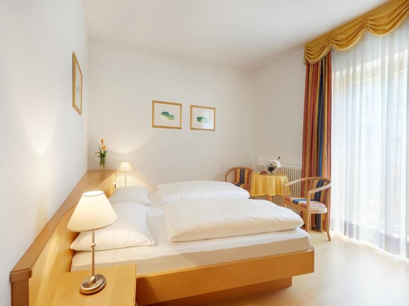 Parkhotel Post image