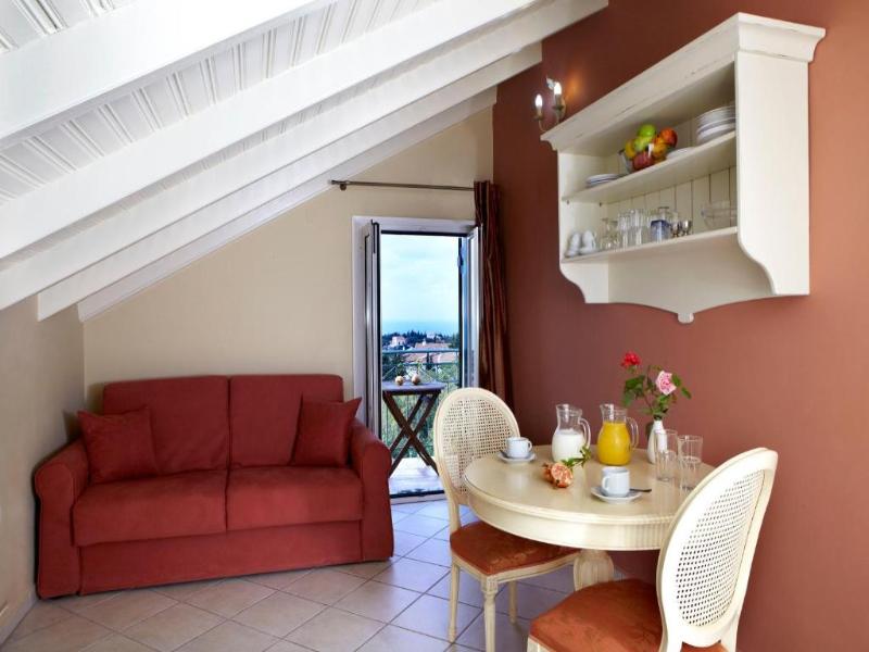 Dafnoudi Hotel Apartments image