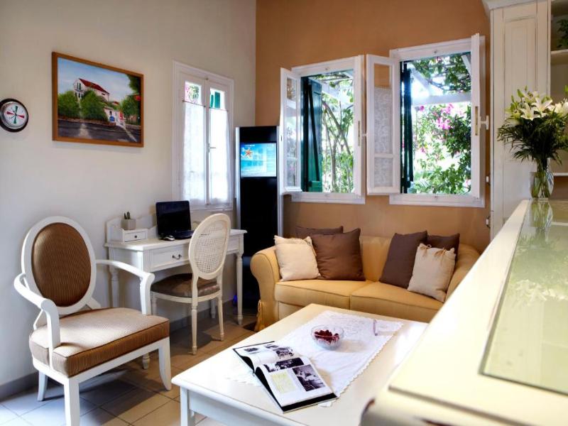 Dafnoudi Hotel Apartments image