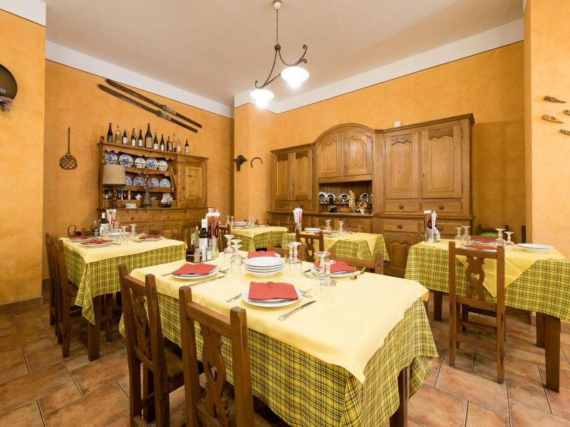 Villa Plinia image
