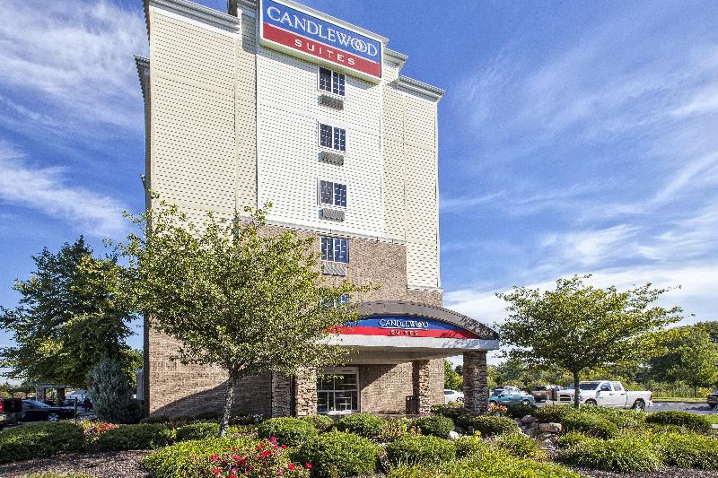 Candlewood Suites Indianapolis Airport