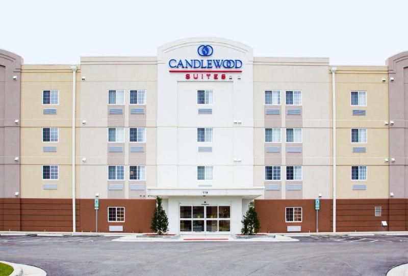 Candlewood Suites Jacksonville image