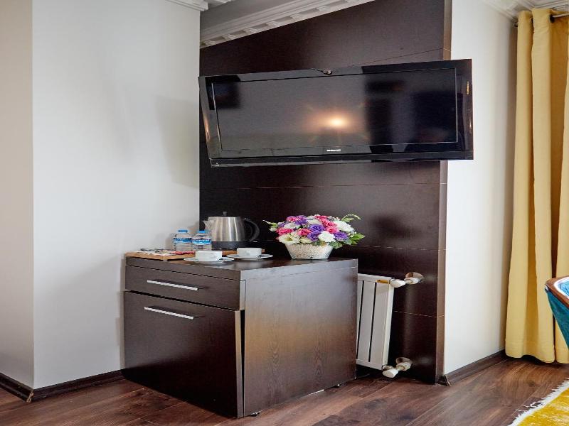 Kumru Hotel image