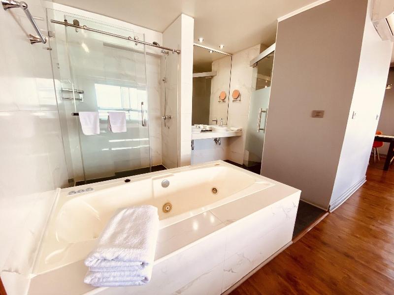 Spark Suite Iquique image