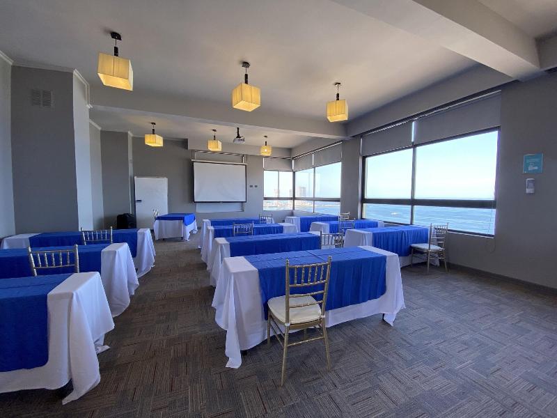 Spark Suite Iquique image