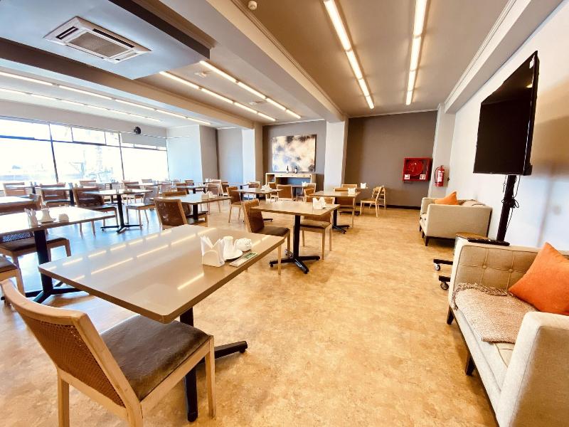 Spark Suite Iquique image