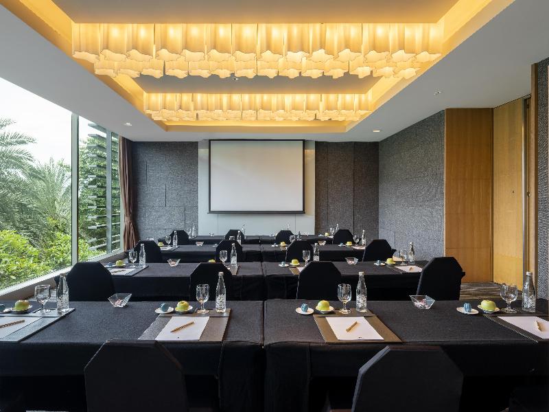 DoubleTree by Hilton Jakarta Kemayoran image