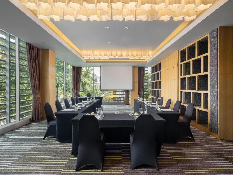 DoubleTree by Hilton Jakarta Kemayoran image